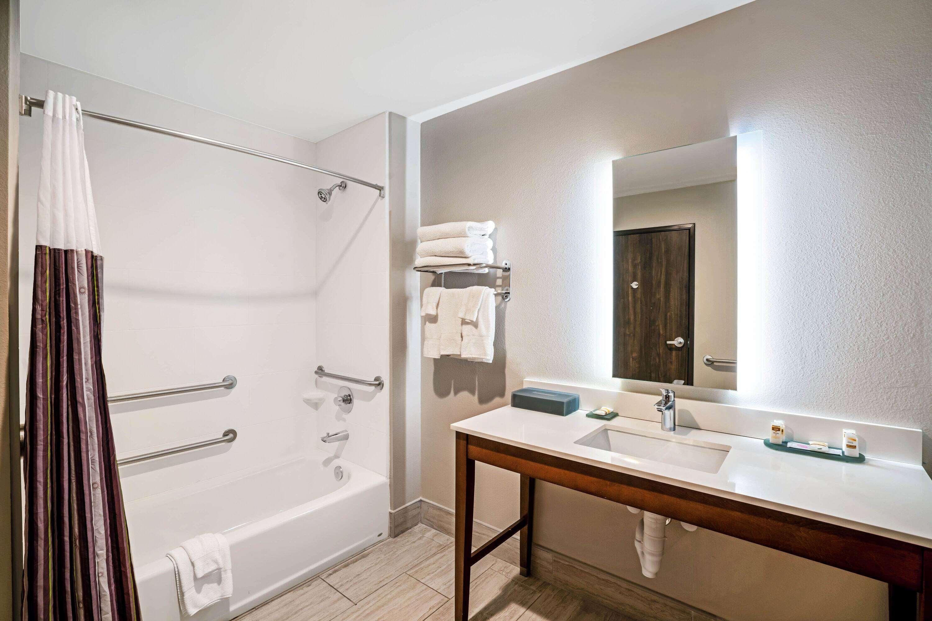 La Quinta By Wyndham Tuscaloosa Mcfarland Hotel Bagian luar foto